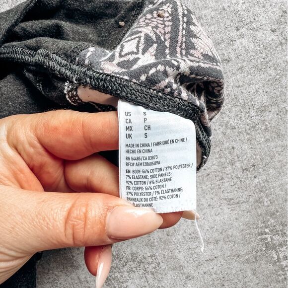 American Eagle Grey High Rise Legging Size Small - Picture 7 of 8